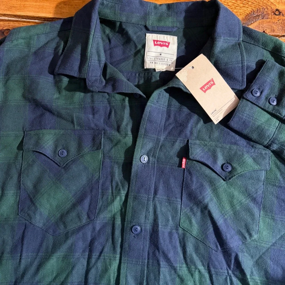 Levi's Flannel Shirt Mens Medium Pine Green Plaid Long Sleeve Button Down SEE